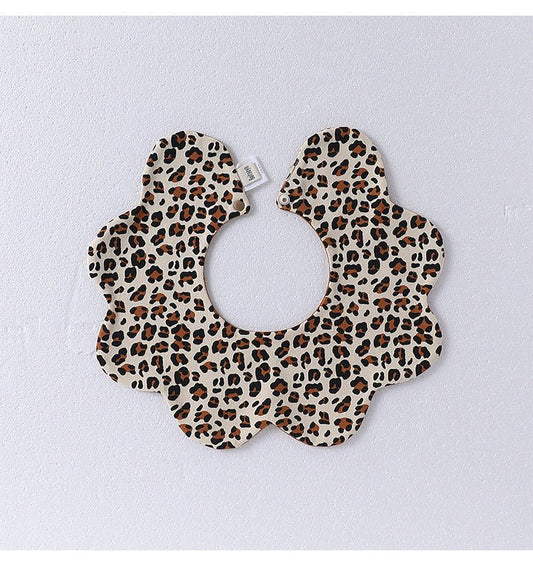 Adorable Simple Pattern Cotton Snap - on Flowers Shaped Bib - HAWI SHOPPING